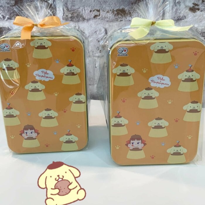 黄色と茶色を基調とした、温かみのあるデザインが特徴です