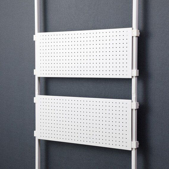 突っ張りタイプのキャットウォーク