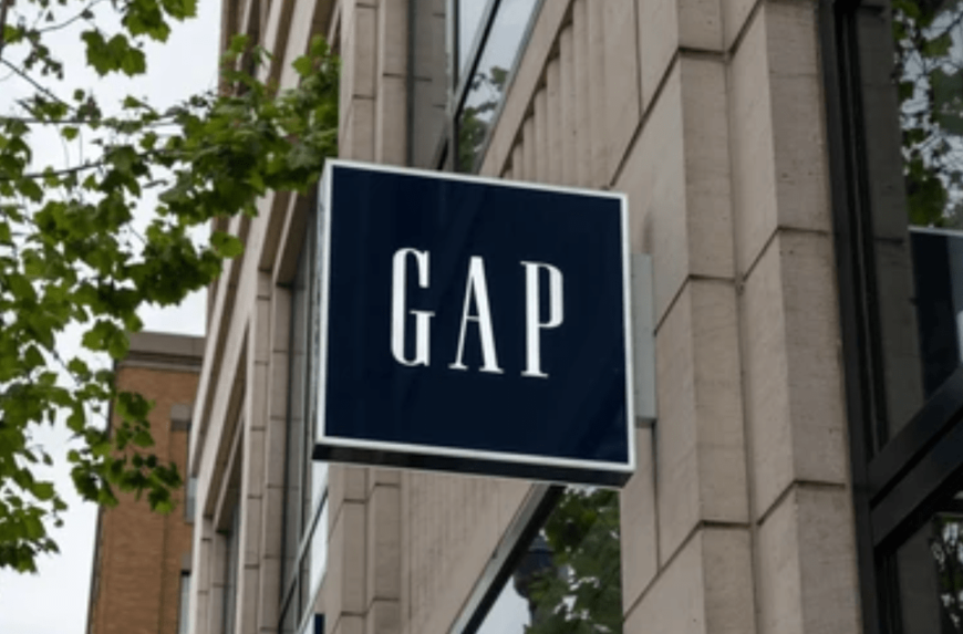 プレゼントにもいい【GAP】の〈冬小物〉シンプルデザインにロゴがおしゃれ