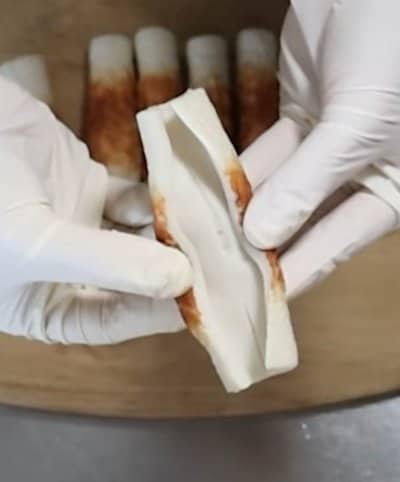 タッパーに詰める4人分の【ちくわの磯部揚げ弁当】が話題　ちくわの穴に詰める意外な食材に注目！