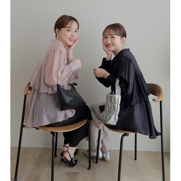 出所：しまむら公式　レディース　ブラウス（OMI×TERA）