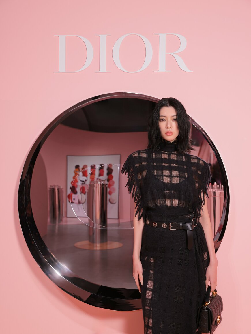 出所：パルファン・クリスチャン・ディオール・ジャポン株式会社「新ディオール アディクト リップ グロウの誕生を祝いCocomi、齋藤飛鳥、吉川愛らが来場」