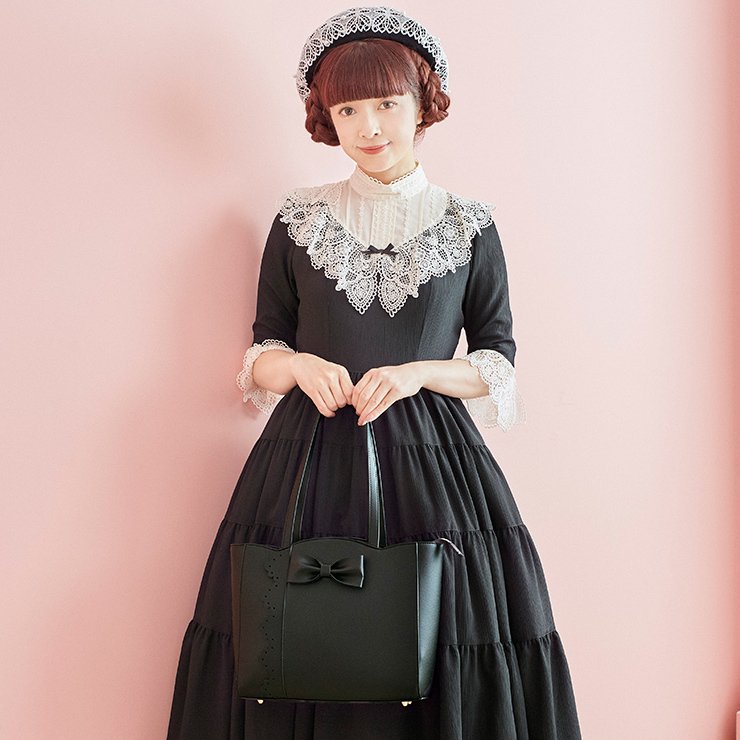 出所：しまむら公式オンラインストア　リボンバッグ（青木美沙子）