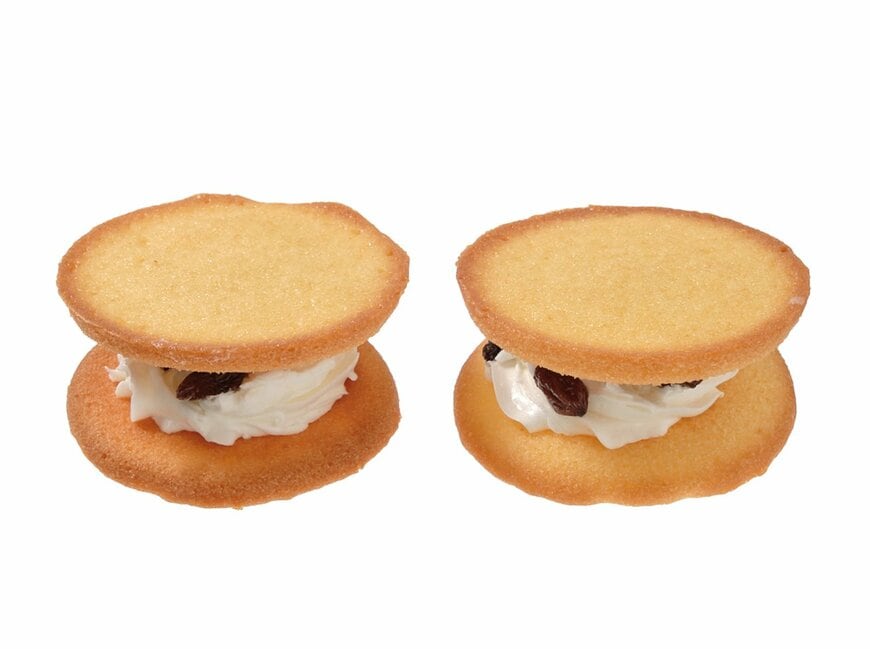 7プレミアム レーズンバターサンド2個入