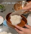母が息子のために作る【雪だるま弁当】がかわいすぎる！鶏そぼろの下に忍ばせた工夫に「おいしい秘密が隠されているんですね」の声