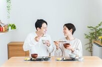 【昭和と令和の違い】今と昔で変わった4つの価値観。「夫は仕事、妻は家庭」は古い？