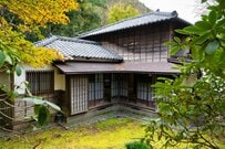 引っ越し先の家にコンセントが見当たらない？　探し回った末に見つけた「まさかの場所」に思わず目を疑う