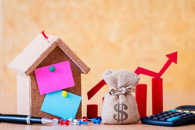 住宅ローン「変動金利」上昇を考える「残高3000万円・残り20年」もし金利が0.5％上がったら返済額はいくら増える？住宅購入を検討している人もチェックしておこう