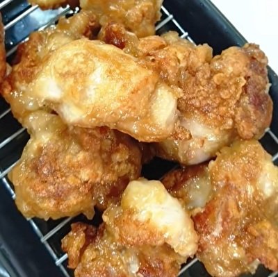 看護師の母が息子に作る【唐揚げ弁当】タコさんウインナーやお花の卵焼きも詰めたお弁当が素敵