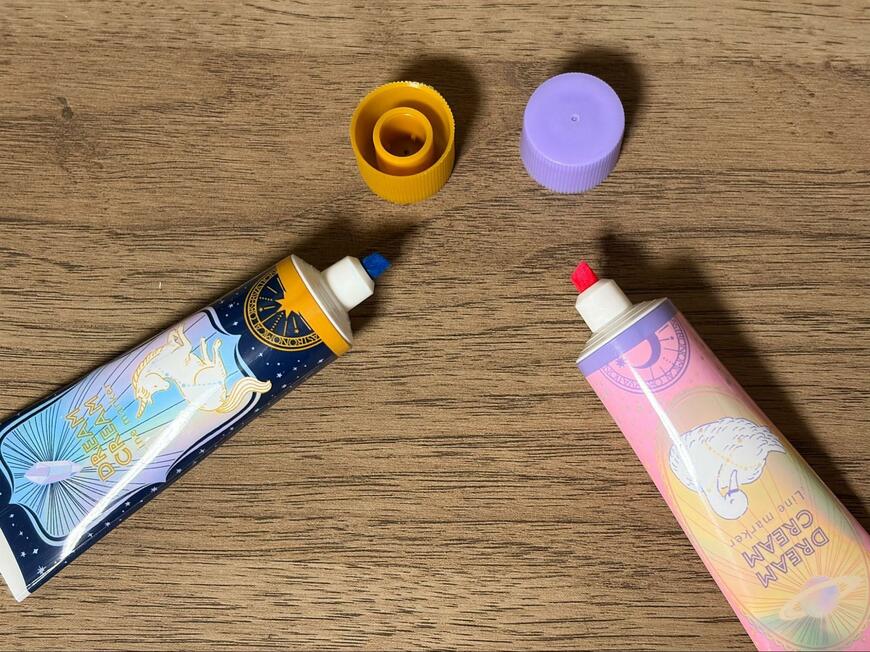 筆者撮影（セリア、マーカーペン チューブ型 Fantasy）