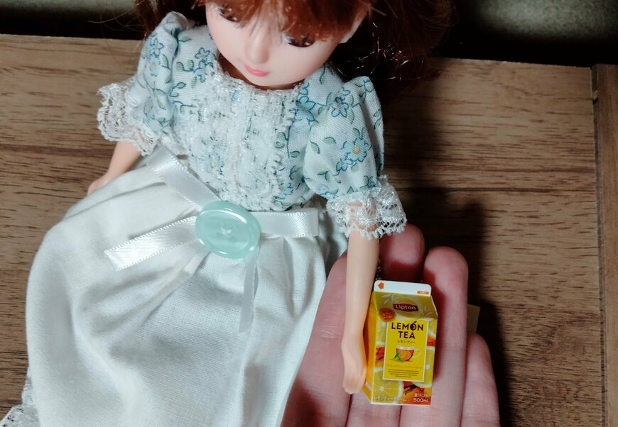 筆者撮影（株式会社バンダイ、Lipton Tea miniature charm-リプトンティーミニチュアチャーム-3）