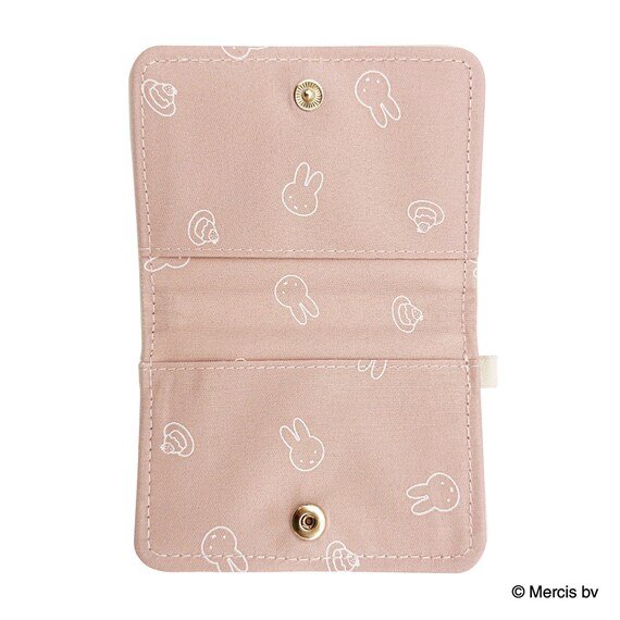 出所：ニトリ公式通販ニトリネット オープンパスケース miffy（ルンルンサガラシリーズ）