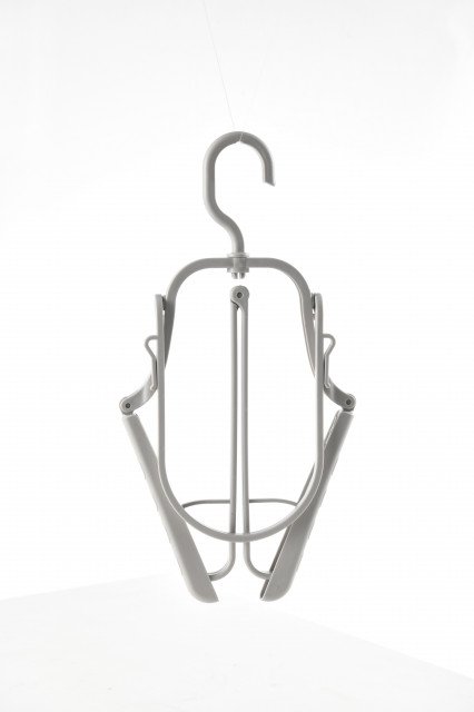 出所:イオン株式会社 乾きやすいパーカーハンガー