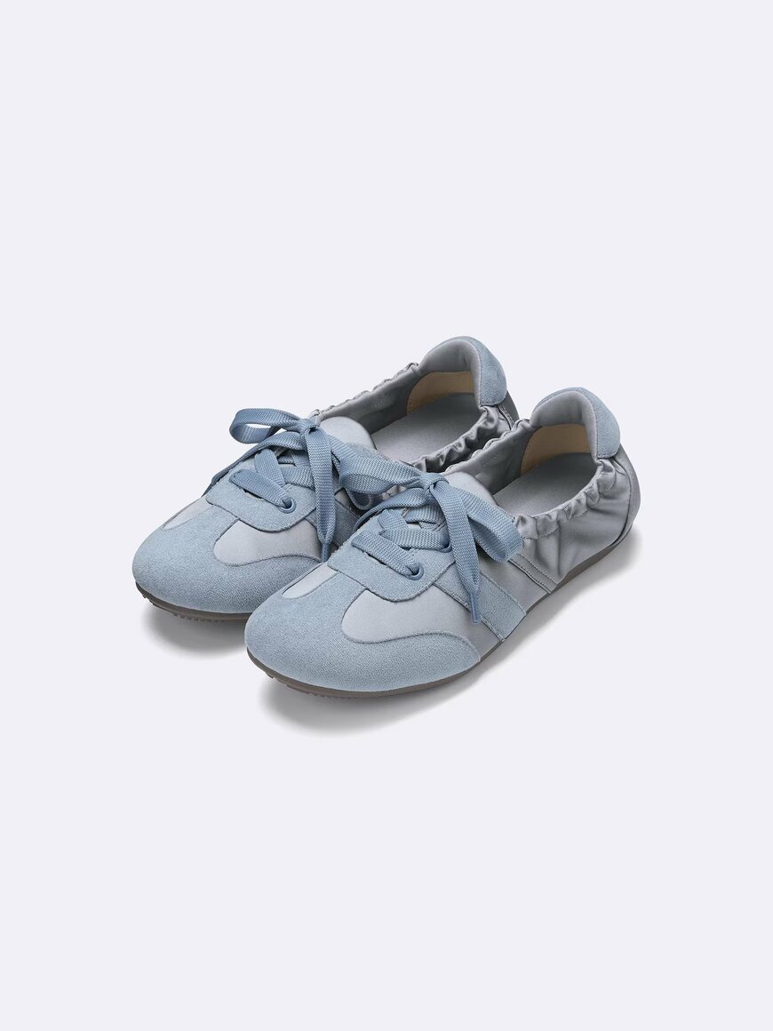 GU公式　ギャザーバレエスニーカー