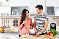 「立ち会い出産」は夫の育児参加を促すのか。「みんなしているから…」で決めるのは要注意？ 