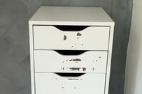 塗装が剥がれたチェスト→「アンティーク調」のおしゃれなチェストに大変身　美しい完成品に驚きの声