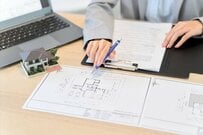 実家に家具や仏壇が残ったままでも売却できる？残す物は売買契約で決める。中古一戸建ての平均約2443万円なら、空き家の3000万円控除で税0円、使えないと約454万円