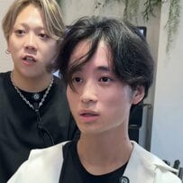 【大変身】前髪に癖がある男性がカットパーマで大胆イメチェン！まさかのイメチェンに釘付け！