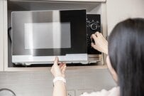 ホテルの共有スペースの家電を使っていいの？なんとなく気になる疑問に「分かります」の声も
