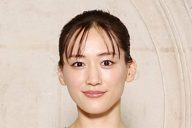 【男性会社員が思わず惚れる！会社の先輩になってほしい女性有名人ランキング】2位綾瀬はるかを抑えた1位はクールビューティーな大女優