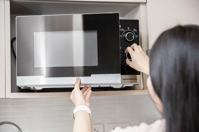 コンセントを抜く節電で電気代は年間いくら変わる？待機電力は年約7100円、抜ける機器を全部抜いても減るのは約3500円