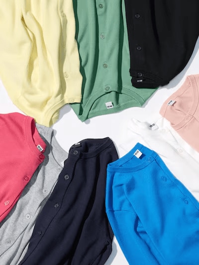 カジュアル過ぎずほどよく上品なコーディネートに！