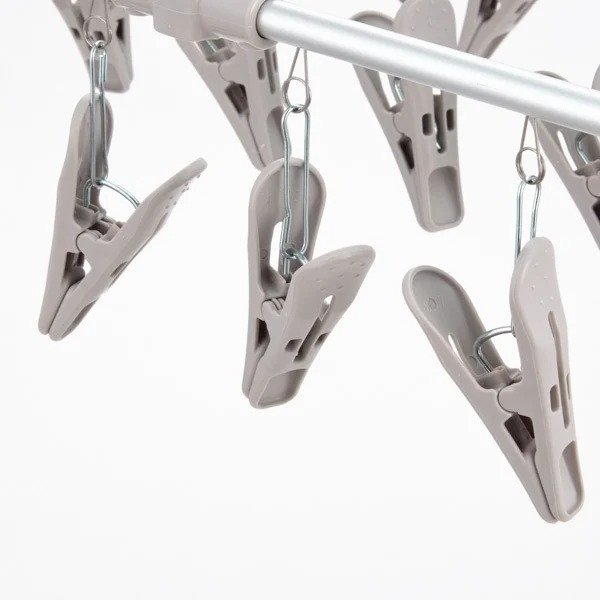 一つひとつピンチをつまむ手間が省けて便利です