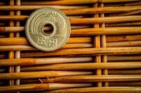 家族の遺品整理中に発見した「5円硬貨の棒金」に目を疑う　懐かしすぎる銀行名に「貴重なものですね」