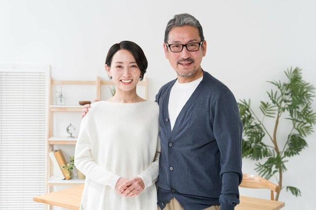 内縁関係（事実婚）で遺族年金がもらえるケースも！平均月額は約8万円「受給条件・必要書類・注意点」生前にやっておくとスムーズな住民票「妻（未届）・夫（未届）」登録