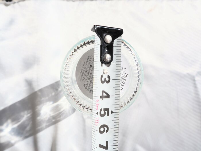 底面の直径は50mm