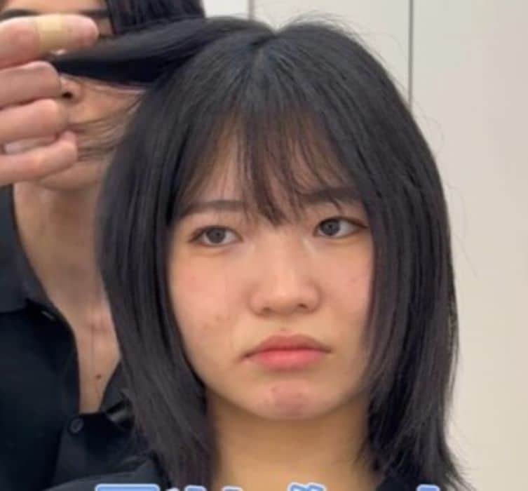 「可愛くなりましたね！」他店での想像と違った仕上がりと頬骨の丸みに悩む女性。動きがあるショートヘアにまとめた変化と仕上がり