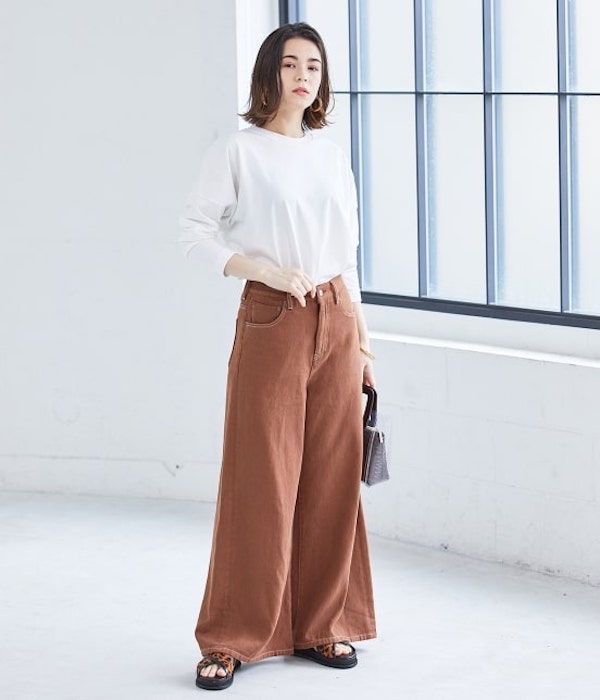 ADAM ET ROPÉ - 厚底サンダル ¥15,120（税込）