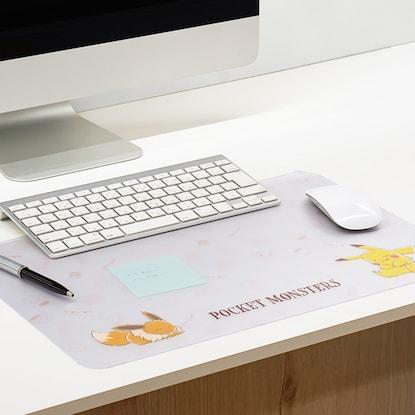 出所：ニトリ公式通販ニトリネット メモがはさめるミニデスクマット (ポケモン)