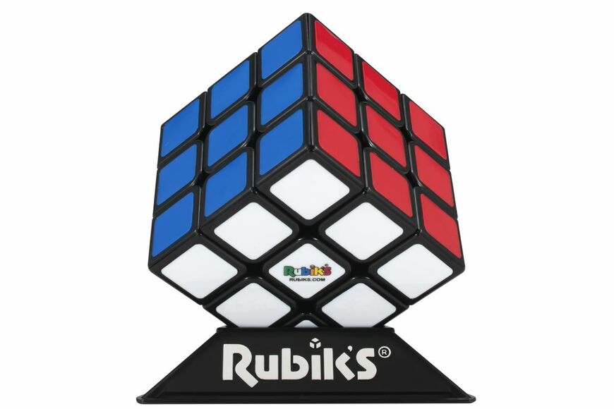 今が買い時！ハローキティ生誕50周年記念の「ルービックキューブ」はファン必見です