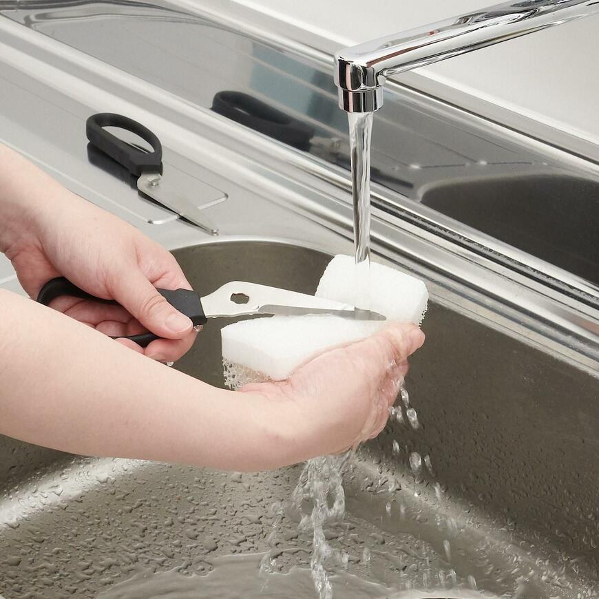 出所：無印良品ネットストア 分解して洗えるキッチンばさみ