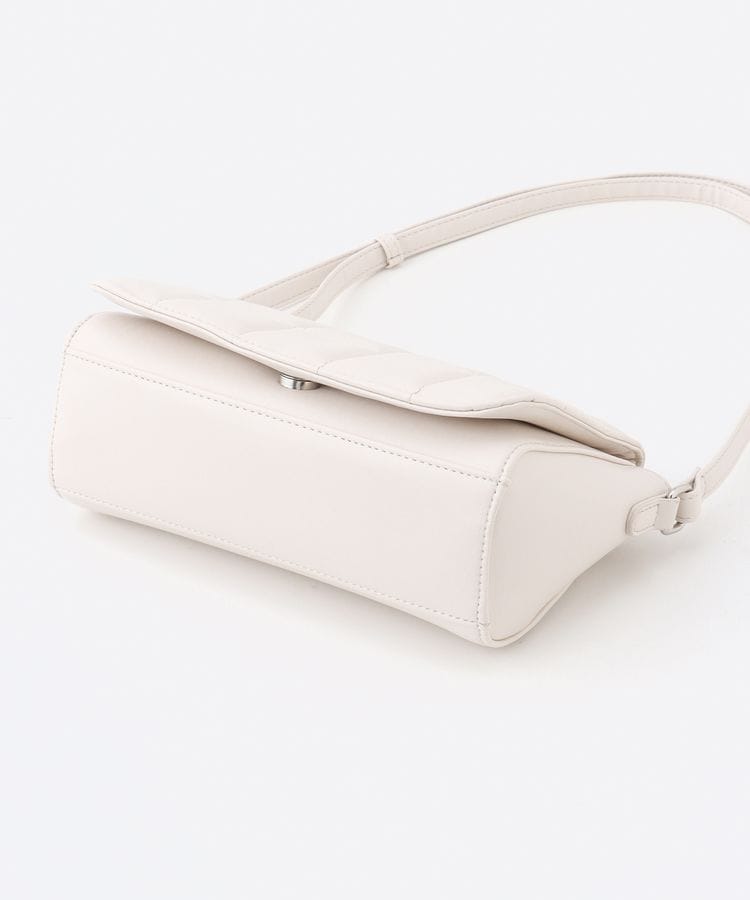 出所：ハニーズ公式通販 キルティングBag