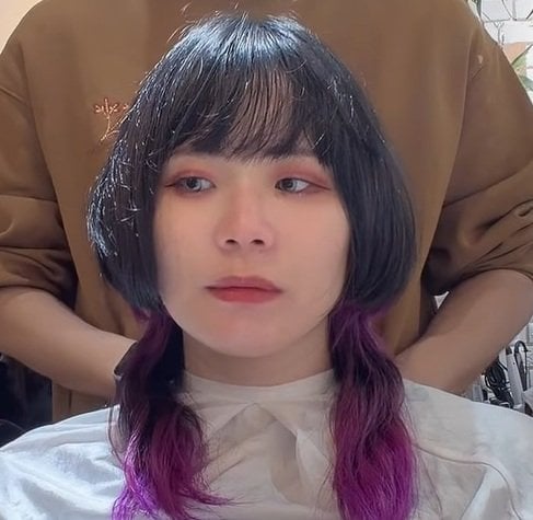 「気合入れます！」妊娠した女性がばっさりカットとパーマでショートスタイルにチェンジ