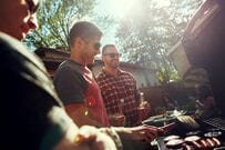 「アメリカ人の屋外収納」にある溢れんばかりのBBQグッズに反響　並々ならぬ情熱はもはや「匠の世界」