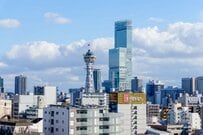 南海電鉄・新今宮駅で感じた「まさかの異変」とは…「駅名標のデザイン変更」に注目するコメントが続出