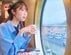 海沿いを走る絶景カフェ列車「etSETOra」が最高すぎる！ 全席オーシャンビューの旅に「乗ってみたい」と反響