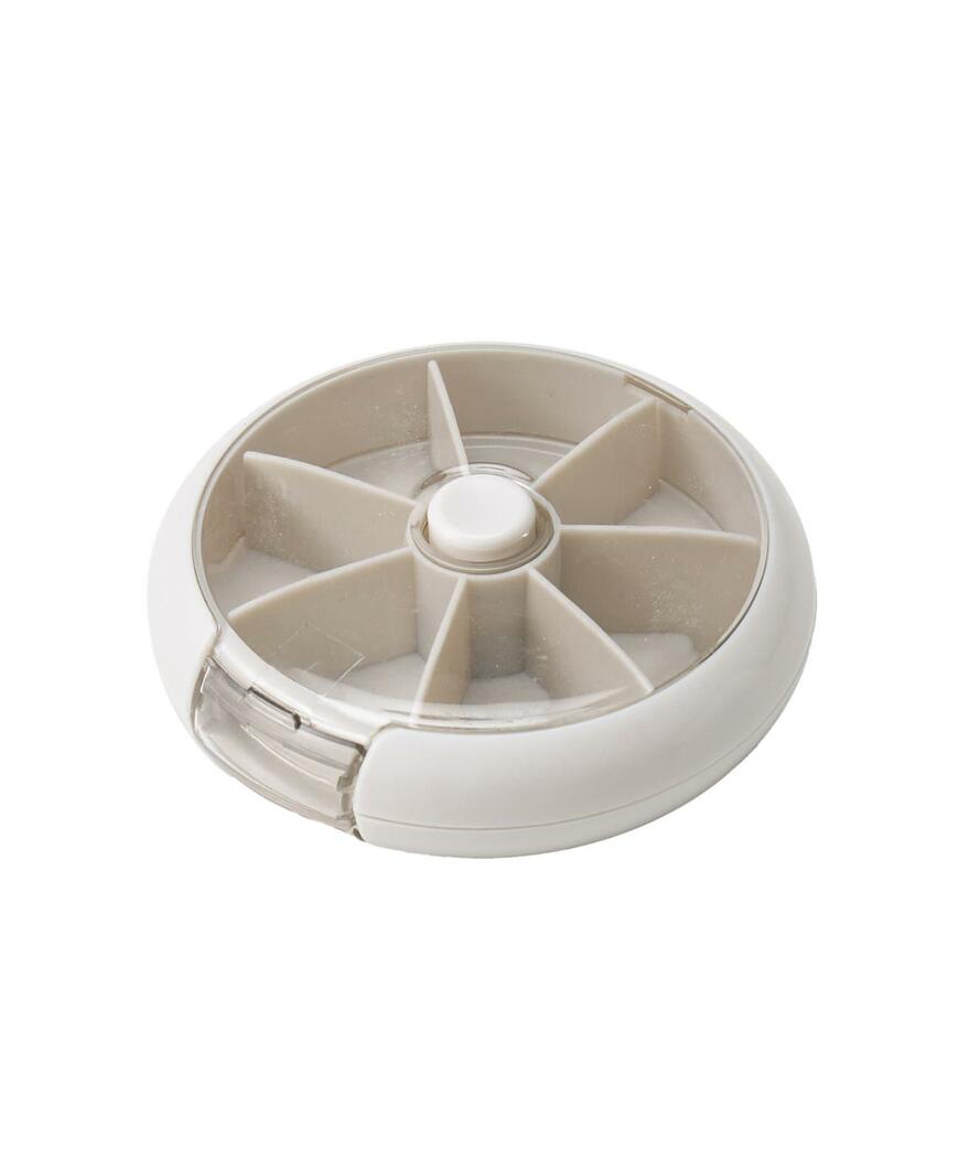 出所：パルグループ公式ファッション通販サイト 3COINS 回転ピルケース