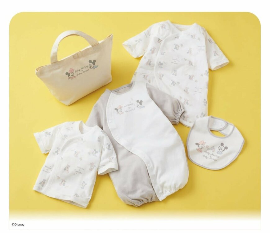 出所：赤ちゃん本舗　出産準備品5点セット　ベビーミッキーミニー