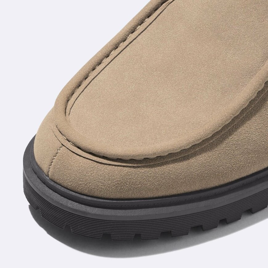 出所：GU公式　チロリアンシューズ＋E