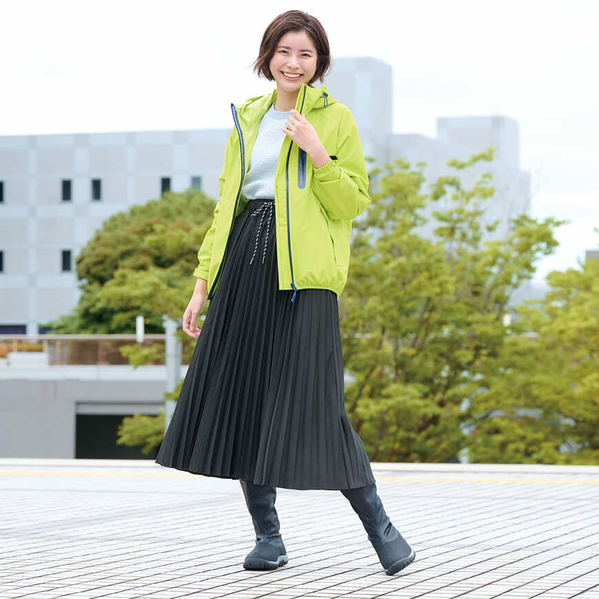 出所：ワークマン公式オンラインストア レディース撥水ライトプリーツスカート