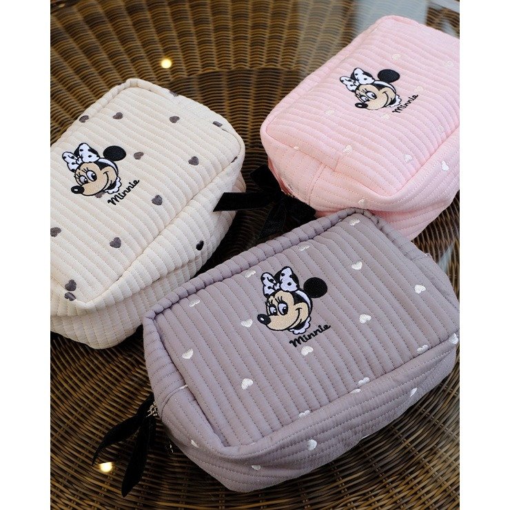 出所：しまむらパーク　トートバッグポーチセット（Disney/anna）