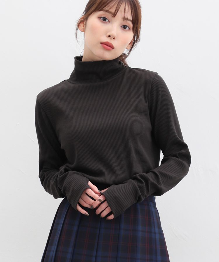 出所：ハニーズ公式通販 サムホール付ハイネックT