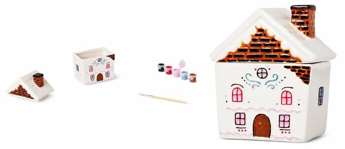 真っ白な陶器のおうちに自分で色を塗って完成させる「DIYペイントジャー(ハウス)」