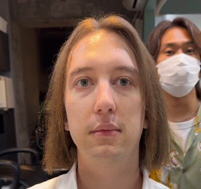 「日本の就活スタイルに」就活ヘアを希望する外国人男性　衝撃のビフォーアフターにコメント欄でも…「同じ人とは思えません」