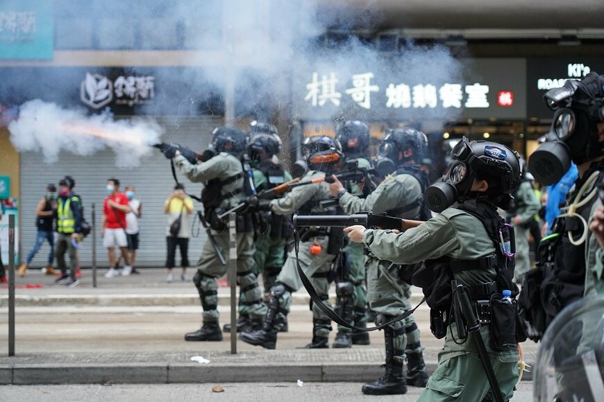 中国の圧力に揺れる香港、「国家安全法」で再び治安不安定化の恐れ