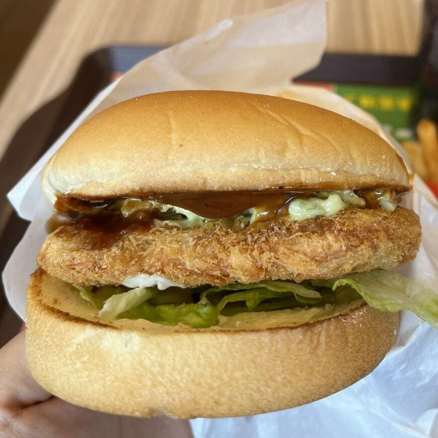 ロッテリアのバジルタルタルチキンカツバーガー